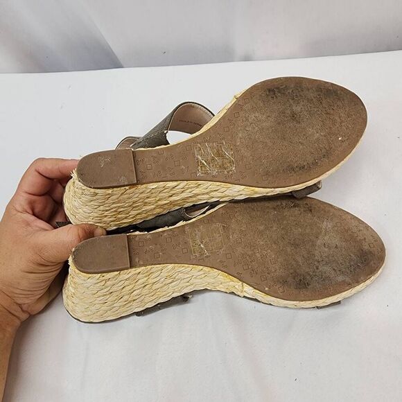 Dolce Vita Size 11 Wedge Heel Sandal Olive Faux Nubuck Suede - Picture 10 of 11